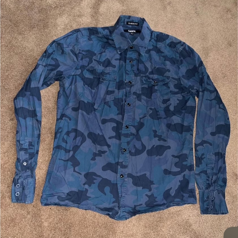 Carbon Classic Fit Blue camo button up Shirt Sz small. EUC